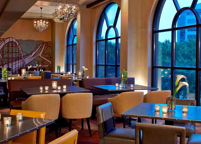 Renaissance Austin Hotel